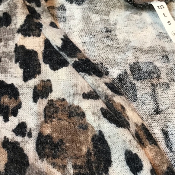 CHEETAH 🐆 CARDIGAN!! 🧡🤎 - Picture 4 of 4